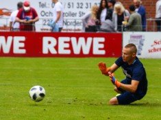 Tjark Grundmann, hier noch im Trikot von Eintracht Norderstedt, wird auch im kommenden Jahr das Osdorfer Tor hüten (Foto: Lobeca/Homburg)