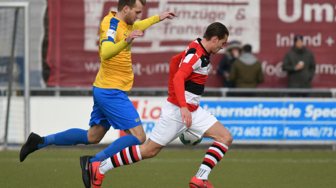 Nach sechs Jahren schließt sich der Kreis: Ronny Buchholz (im Bild links) kehrt nach Dassendorf zurück. (Foto: Lobeca/Gettschat)
