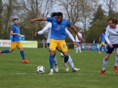 Derbyzeit für Nick Scharkowski und den SC Victoria. Es geht gegen den direkten Nachbarn ETV. (Archivfoto: Lobeca/Pfaff)