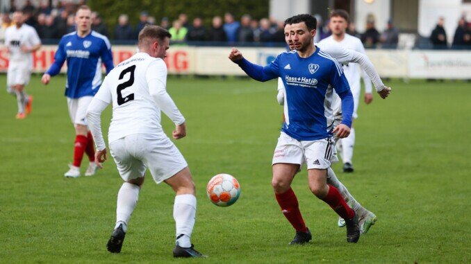 Nach neun Jahren in Halstenbek ist Schluss: Ümit Karakaya geht nicht mit in die Oberliga und wechselt zu Elmshorn. (Foto: Lobeca/Homburg)