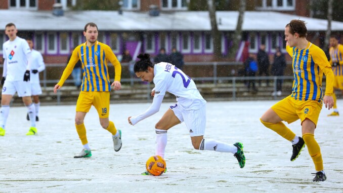 Das letzte Mal zwischen dem HEBC und dem SC Victoria entschieden die Veilchen bei Schnee und Eis für sich. Nun treffen beide Teams erstmals in dieser Spielzeit aufeinander. (Foto: Lobeca/Rohlfs)