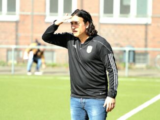FC Türkiye-Trainer Erhan Albayrak wirft das Handtuch. (Foto: Niklas Runne)