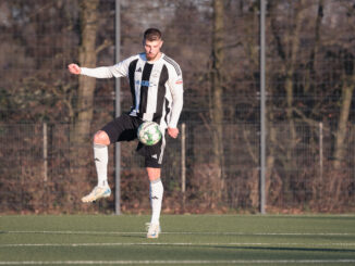 Yannick Siemsen und der ETSV dürfen die Saison 2025/26 eröffnen. (Foto: Lobeca/Seidel)