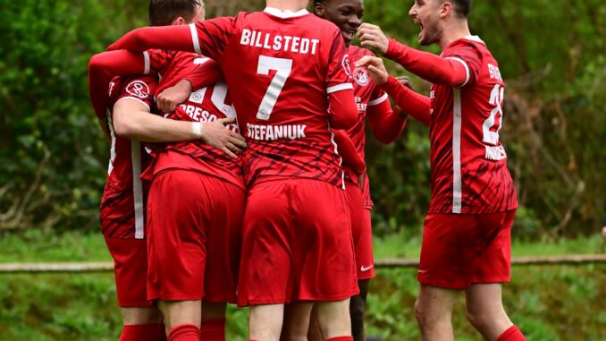 Vorwärts-Wacker empfängt illustre Gäste. (Foto: Lobeca/Schlikis)