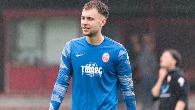 Viktor Weber, hier noch im Trikot des Eimsbütteler TV, schließt sich dem SV Halstenbek-Rellingen an. (Foto: Lobeca/Seidel)