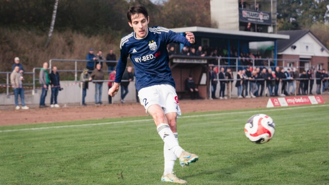 Doppelpack: Eyke Kleine traf für Dassendorf zweimal und brachte den Club so auf die Siegerstraße. (Archivfoto: Lobeca/Seidel)