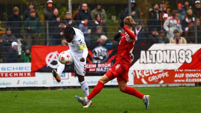 Eintracht Norderstedt gewann zwar das Derby gegen Altona 93, doch beide Teams stecken noch im Abstiegskampf. (Foto: Lobeca/Homburg)