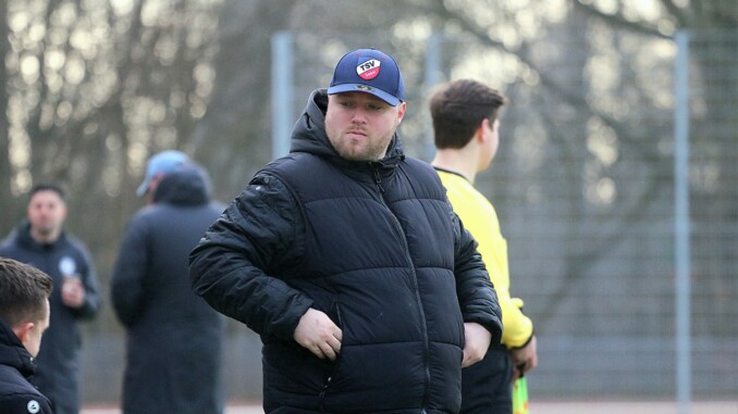 Jan Ramelow vertraut beim TSV Sasel der Mannschaft, die auch in der Hinrunde auf dem Platz stand. (Foto: Niklas Runne)