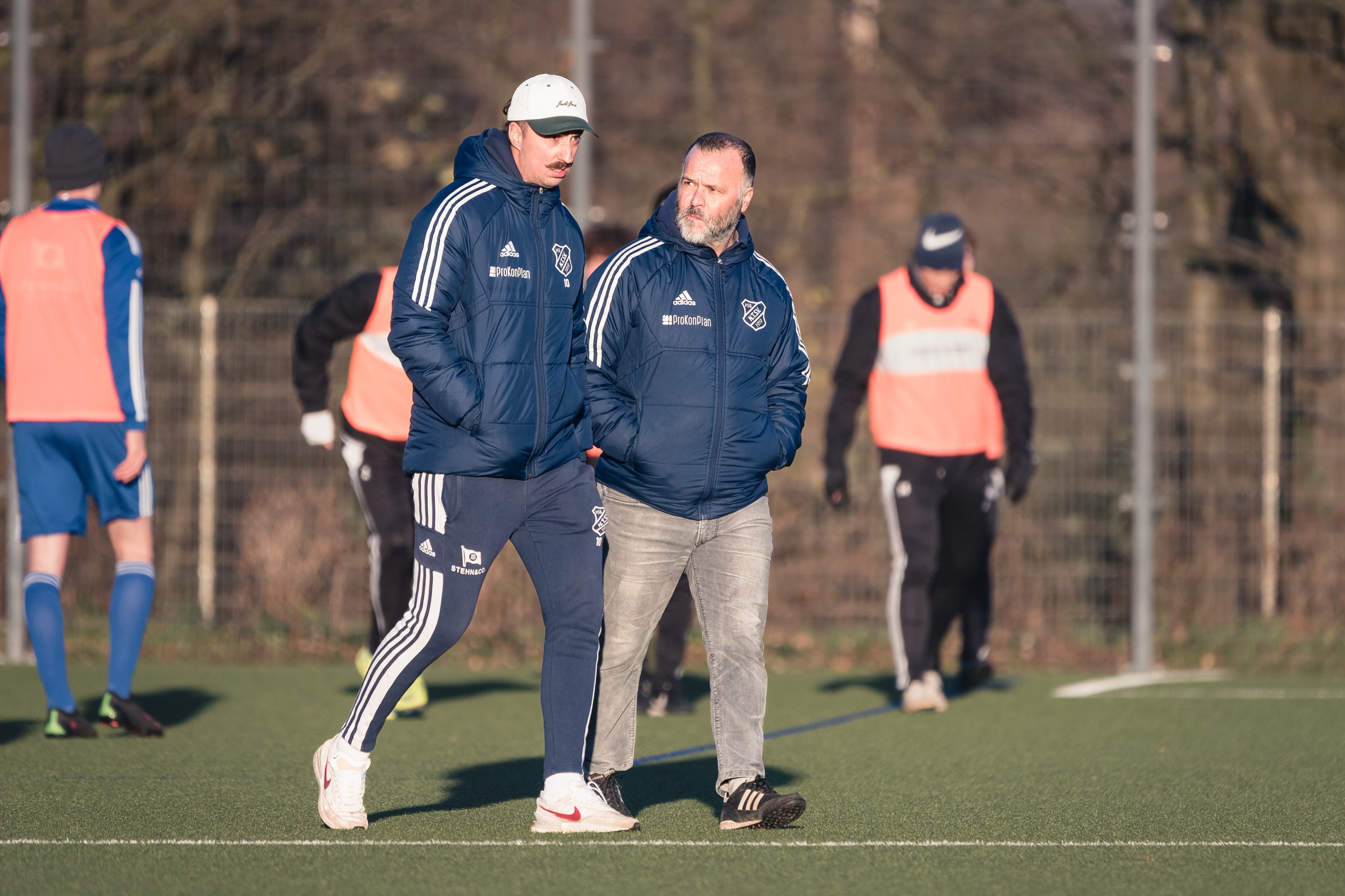 Ungewohnt: Ali Farhadi und der Niendorfer TSV gehen die zweite Saisonhälfte aus der unten Tabellenregion an. (Foto: Lobeca/Seidel)