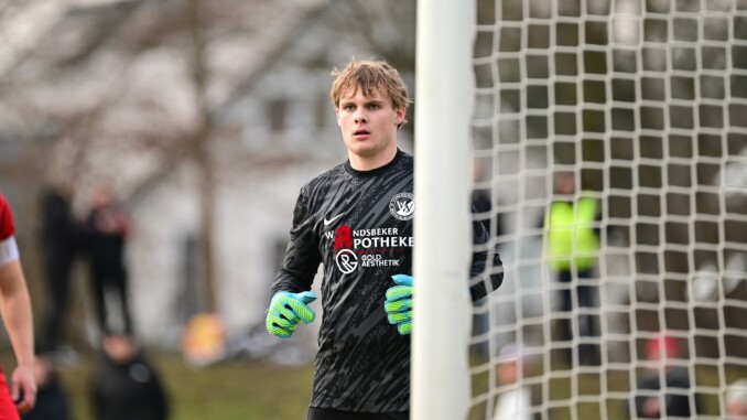 Sebastian Majewski hielt im Wiederholungsspiel drei Elfmeter. (Archivfoto: Lobeca/Schlikis)