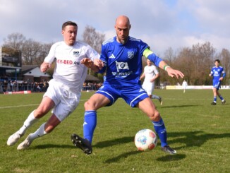 Unterschiedliche Lagen bei den Ex-Profis: während Max Kruse mit Dassendorf um den Titel kämpft, geht es für Daniel Brückner und Niendorf gegen den Abstieg. (Foto: Lobeca/Seidel)